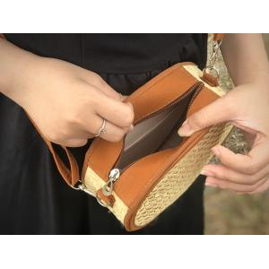 Túi Lá Buông Hình Trống